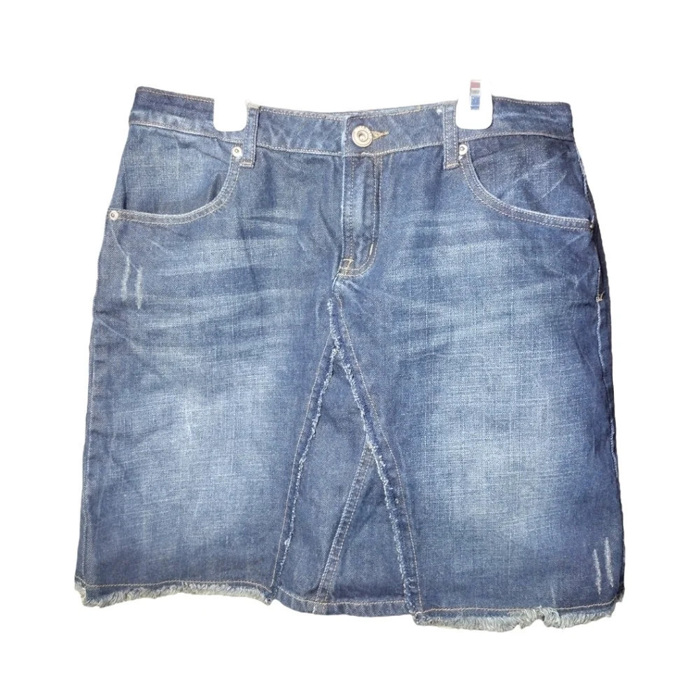 𝅺VINTAGE Mudd distressed midi skirt.   C165​​​​​​